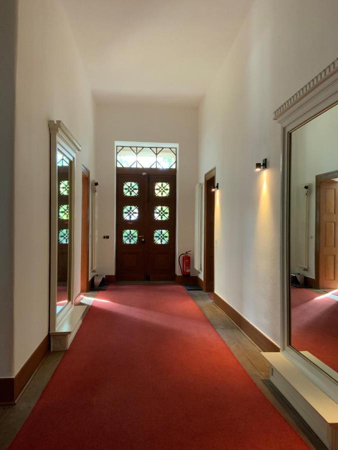 Das Ministerhaus - 1-2 Zimmer In Historischer Villa ベルクカメン エクステリア 写真